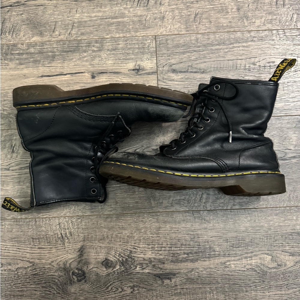 Dr. Martens Black 8-Eye Combat Boots Size 8